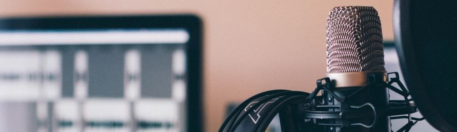 How Many Podcast Episodes Should You Launch With? 9 podcasting setup