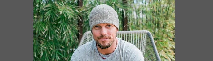 Top Podcasts With Soothing Voices: Tuning Into Tranquility 5 The Tim Ferris Show