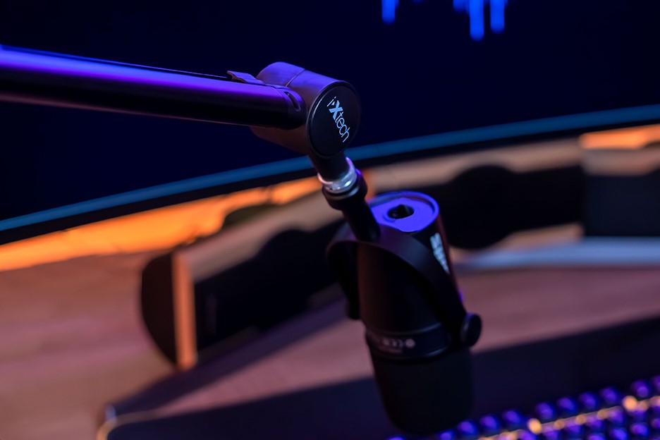 Boom Arm Placement Techniques For Enhanced Audio Quality 6 IXTECH Boom Arm