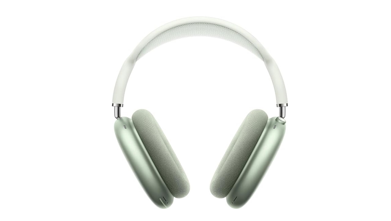 9 Best Closed Back Headphones Ranked: A Buying Guide 3 Best closed back headphones: Apple AirPods Max's Active Noise Cancellation blocks outside noise so you can immerse yourself in music.