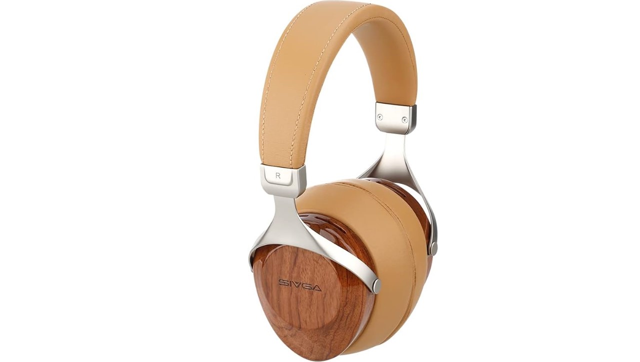 9 Best Closed Back Headphones Ranked: A Buying Guide 8 Best closed back headphones: The SIVGA SV021 is handcrafted with natural wood, so each headphone is with unique wood grain.