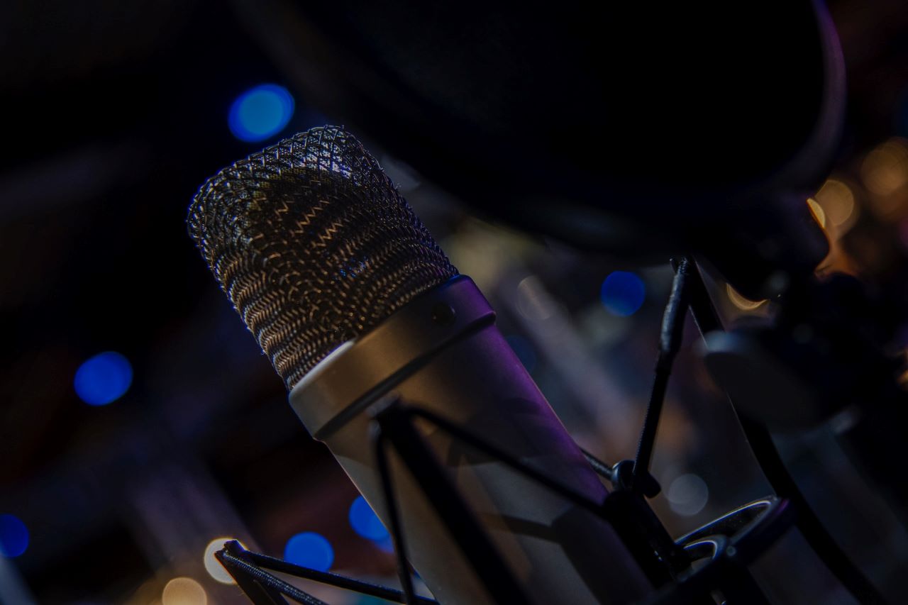What Does Mic Gain Do: Understanding Why It Matters 4 What does mic gain do? Condenser microphones, with their higher sensitivity, generally require less gain.